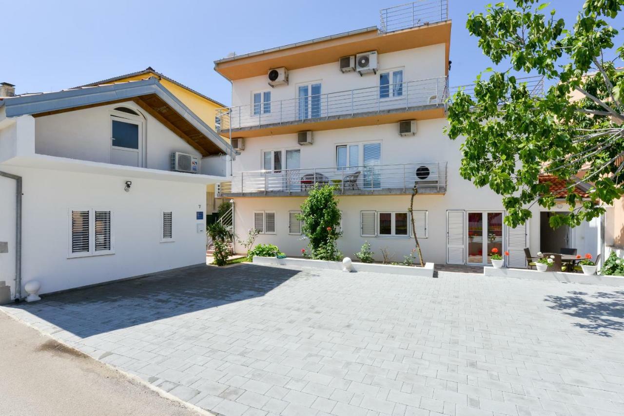 Apartmani Mandic With Parking Zadar Zewnętrze zdjęcie