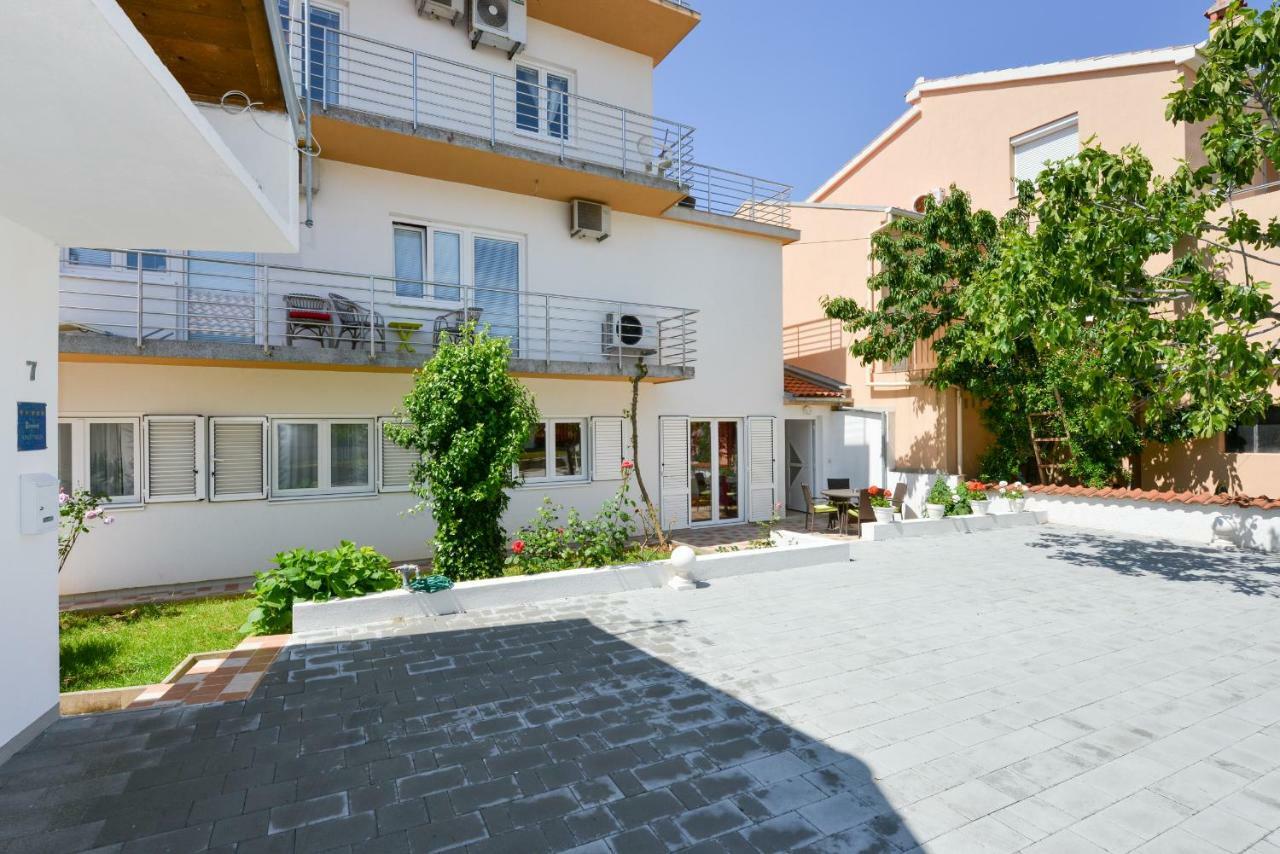 Apartmani Mandic With Parking Zadar Zewnętrze zdjęcie