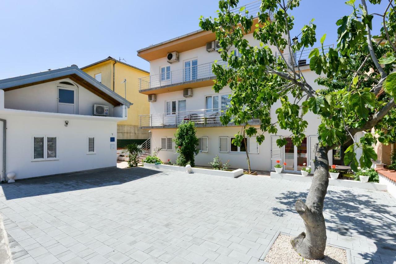 Apartmani Mandic With Parking Zadar Zewnętrze zdjęcie